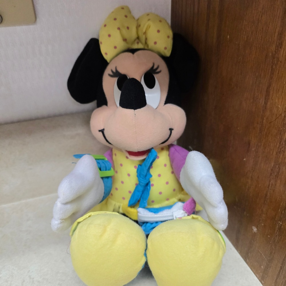 Vtg Disney Minnie Mouse Dress Me Sensory Plush Learning‎ Toy Zipper Button Tie